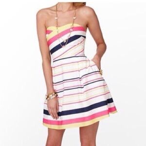 Lilly Pulitzer dress . Strapless . Size 10